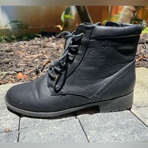 Black Bass Boots